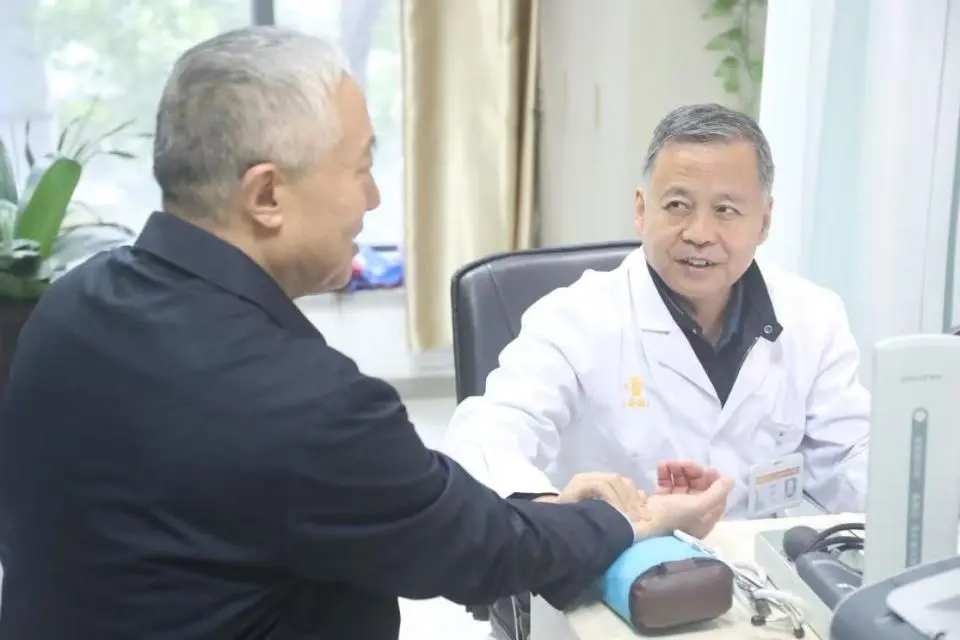 Dr. Liu Chaofeng — National TCM Master inheritor leading cardiovascular care at Xi'an Chang'an Hospital